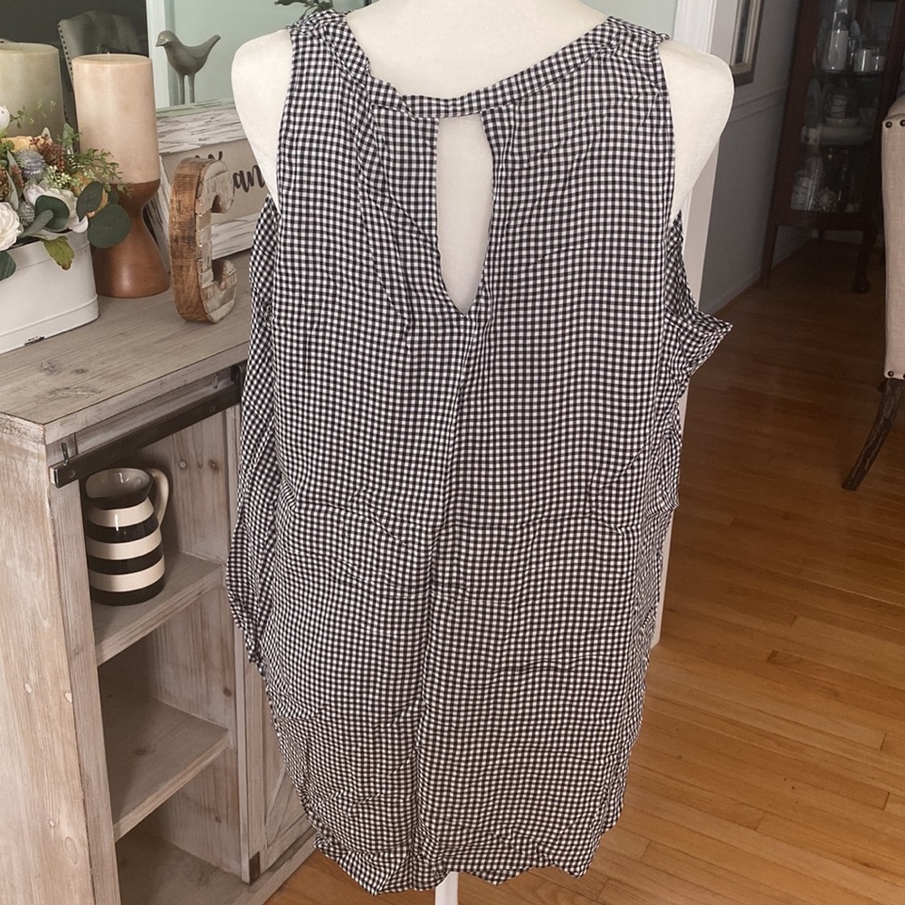 Old Navy Black & White Gingham Top Size XL - Picture 2 of 2